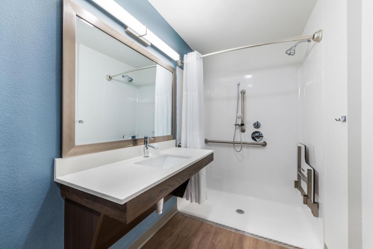 Woodspring Suites Charlotte - University Research Park Экстерьер фото