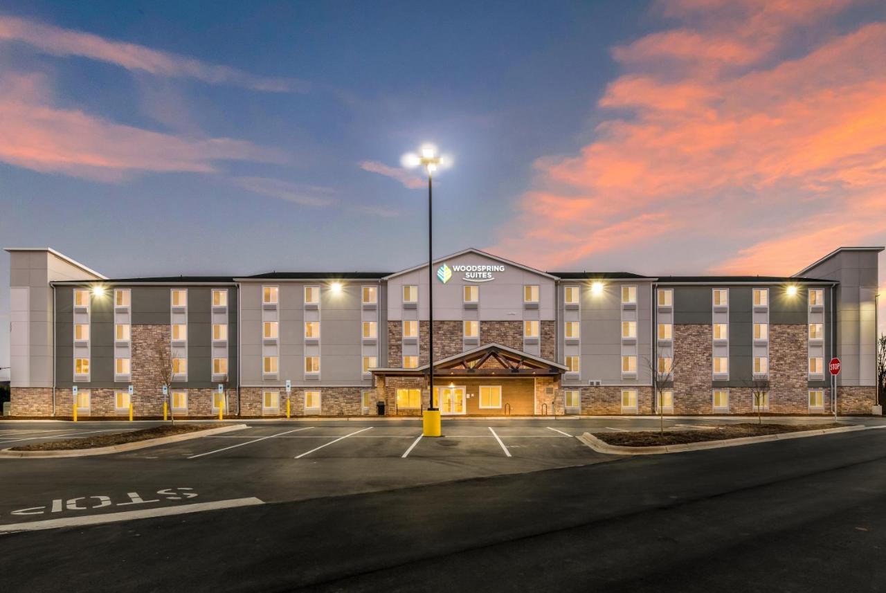 Woodspring Suites Charlotte - University Research Park Экстерьер фото